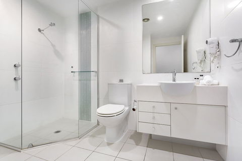Pacific Blue Apartment 244 / 265 Sandy Point Rd - Surfers Gold Coast 1