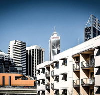 Two bedder with Parking Close to Perth City Centre - Surfers Gold Coast