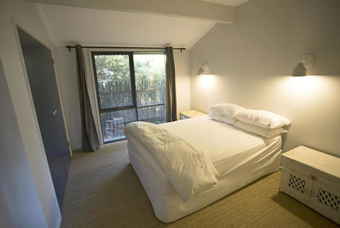 LOCKINGTON - Surfers Gold Coast 4