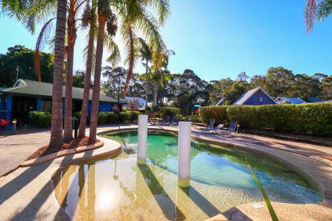 Palms Studio Apartment At Raffetys Resort - Surfers Gold Coast 3