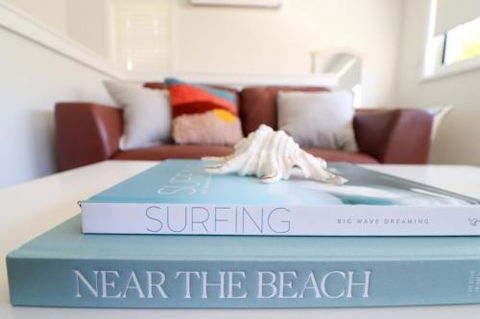Palms Studio Apartment At Raffetys Resort - Surfers Gold Coast 1