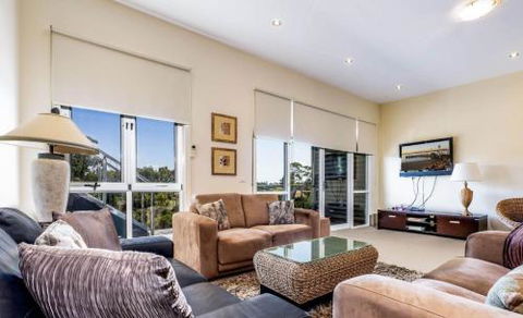 COASTAL SOUL VILLA At BROADBEACH - Surfers Gold Coast 5