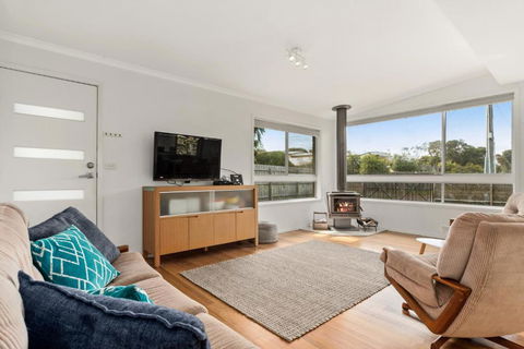 BADENOCH - Surfers Gold Coast 3