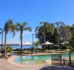 Bluewater Executive Villa in Raffertys Resort - Surfers Gold Coast