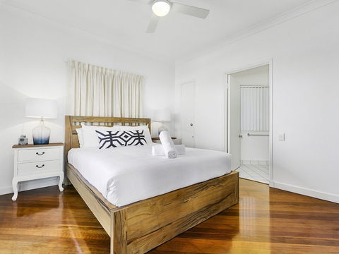 Panoramic Ocean Views In Peregian Beach! 41 Parakeet Cresent - Surfers Gold Coast 5