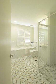 Villa Legato - Surfers Gold Coast 6