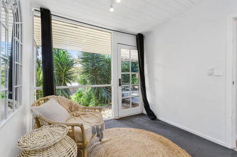 MARTHA COTTAGE Mt. MARTHA - Surfers Gold Coast 1