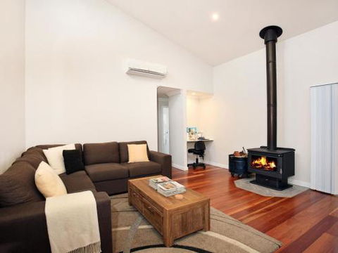 The Sands Pet Friendly 3 Min Walk To Beach - Surfers Gold Coast 1