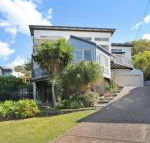 10 Barra Crescent Coolum Beach 500 BOND WIFI walking distance to beach - Surfers Gold Coast