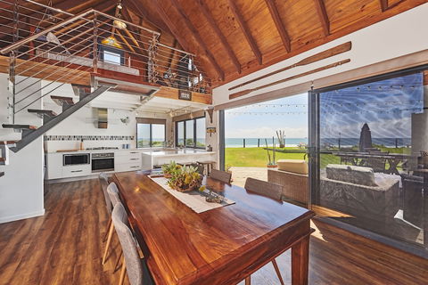 A PERFECT STAY - Belongil On The Beach - Surfers Gold Coast 4
