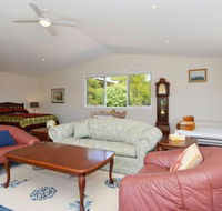 Morisset Waterfront 1bdr Studio looking over Trinity Marina - Surfers Gold Coast