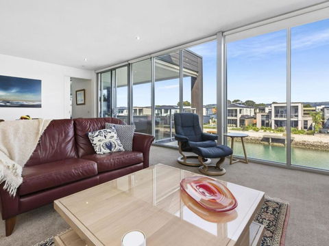 MARINA VIEW - Surfers Gold Coast 2