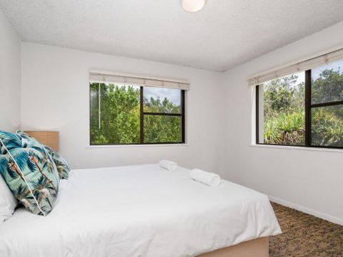 EAST COAST ESCAPES Byron Beachfront - Surfers Gold Coast 0