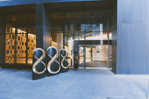 E-Waterside S Collection - Surfers Gold Coast 0