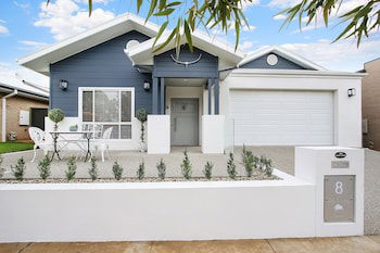 The Silver Bull All Abilities - Surfers Gold Coast 0