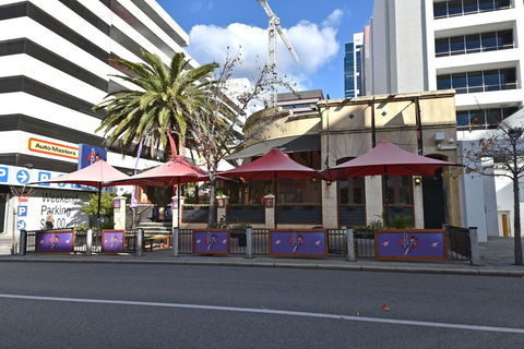 Inner Perth CBD 1X1 Apartment - Surfers Gold Coast 5