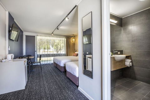 Nightcap At Gateway Hotel - Surfers Gold Coast 7