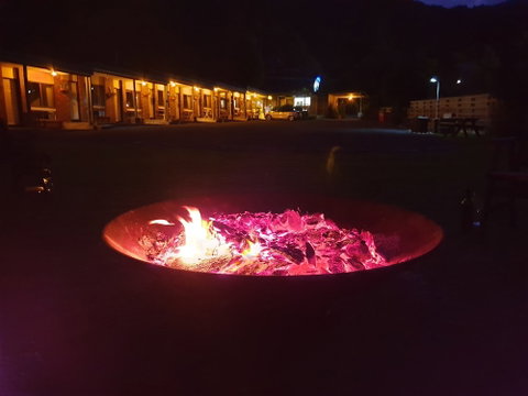 Halls Gap Motel - Surfers Gold Coast 1