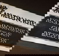 Melton Hotel - Surfers Gold Coast