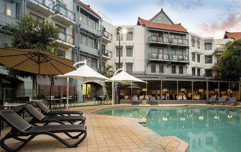 Pagoda Resort & Spa - Surfers Gold Coast 1