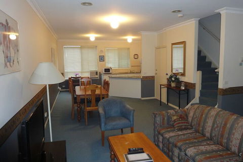 Moonee Valley Views Apartments - Surfers Gold Coast 5