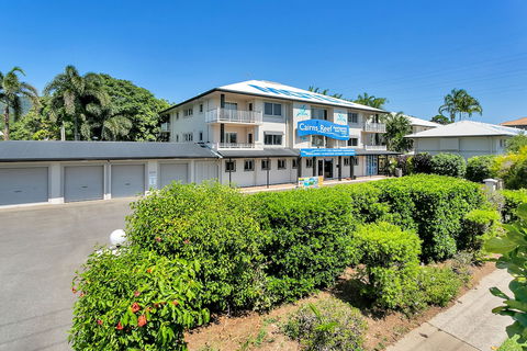 Cairns Reef Apartments & Motel - Surfers Gold Coast 2