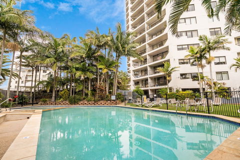 Horizons Holiday Apartments - Surfers Gold Coast 2