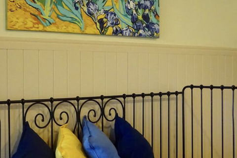 Lagoon Pocket B&B - Surfers Gold Coast 2