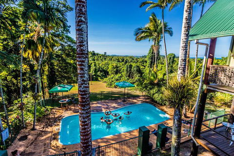 Jackaroo Treehouse Mission Beach - Surfers Gold Coast 2