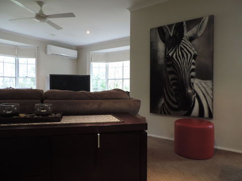 Westwood Lodge Apartments - Surfers Gold Coast 3