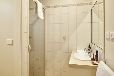 Goldfield Holiday Units - Surfers Gold Coast 6