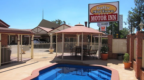 Dalby Mid Town Motor Inn - Surfers Gold Coast 2