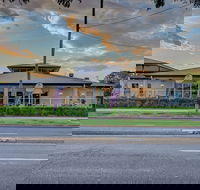 International Hotel Wagga Wagga - Surfers Gold Coast