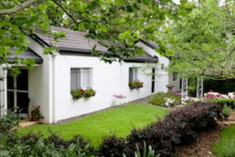 Homewood Cottages - Surfers Gold Coast 0