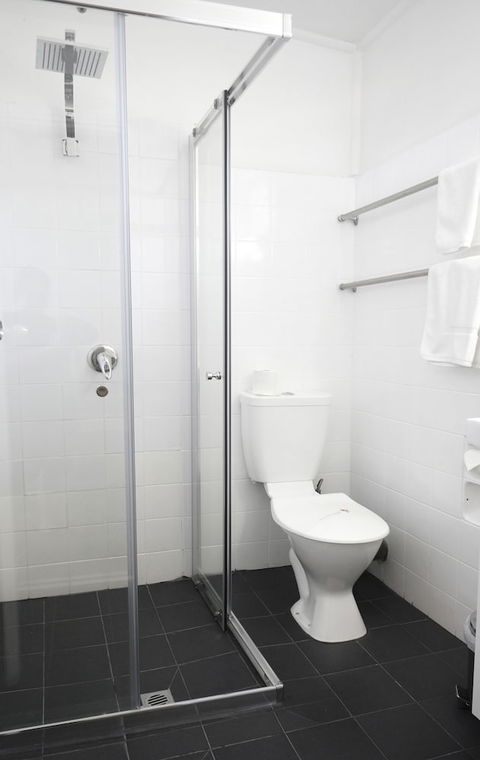 Highway Motor Inn - Surfers Gold Coast 3