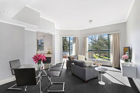 AEA The Coogee View Serviced Apartments - Surfers Gold Coast 6