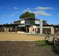 Swansea Backpackers - Surfers Gold Coast