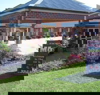 Poachers Paradise Motel - Surfers Gold Coast
