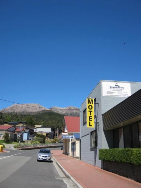 Queenstown Motor Lodge - Surfers Gold Coast 3