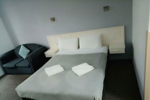 Excelsior Motor Inn - Surfers Gold Coast 0