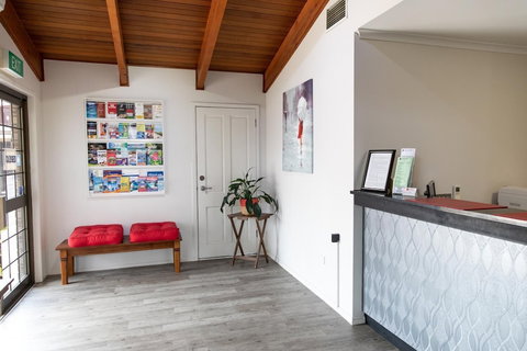 Lantern Motor Inn - Surfers Gold Coast 5