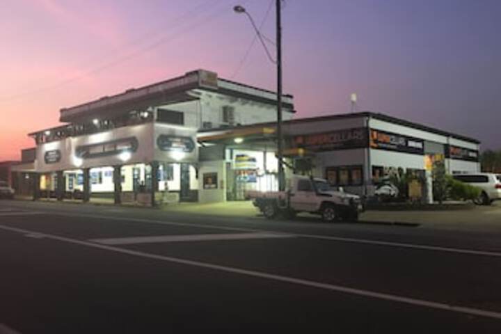 Cullinane QLD Surfers Gold Coast