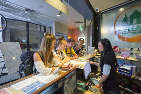 Canberra City YHA - Hostel - Surfers Gold Coast 1
