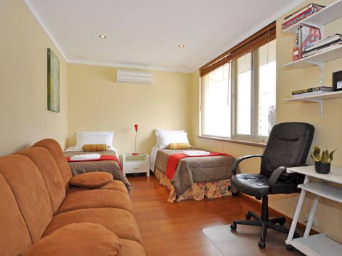 Park Vista Executive Townhouses - Surfers Gold Coast 6