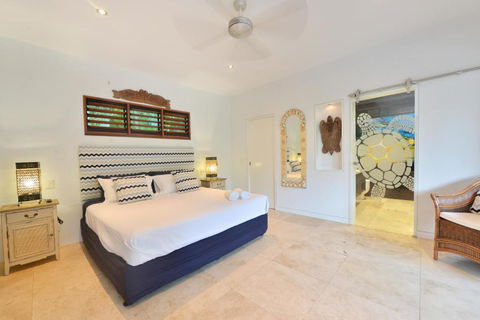 Oceaneyes Getaway - Surfers Gold Coast 5