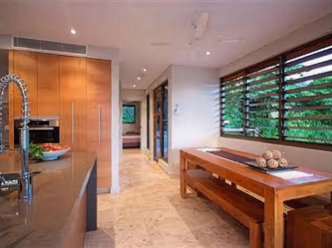 The Boutique Collection At 1 23 Murphy Street Port Douglas - Surfers Gold Coast 2