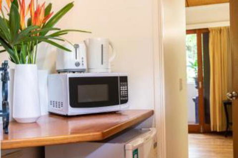 Beachfront Hideaway Port Douglas - Surfers Gold Coast 2