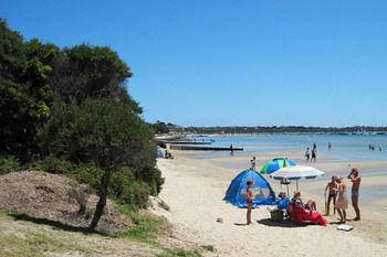 Bayside Vacations - Surfers Gold Coast 0