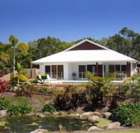 4 Cascade Luxury House on Fairway - Surfers Gold Coast