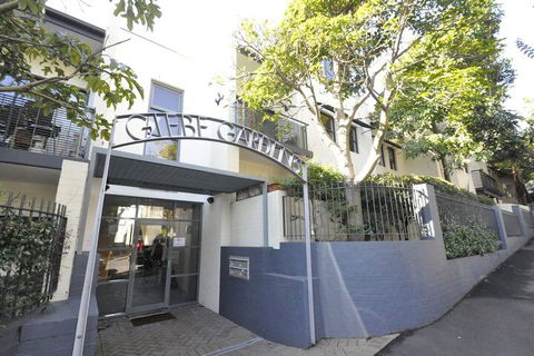 Glebe Fully Furnished 1 BDR Apart 47 ROS - Surfers Gold Coast 1